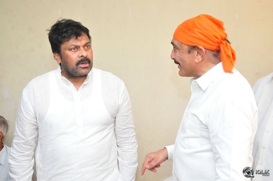 Celebrities-Pay-Homage-To-Edida-Nageswara-Rao